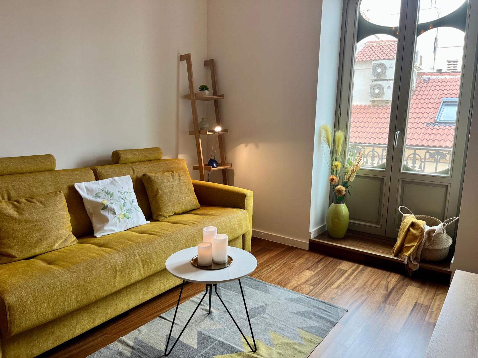 Homely Felix Saenz Deluxe Apartamento *