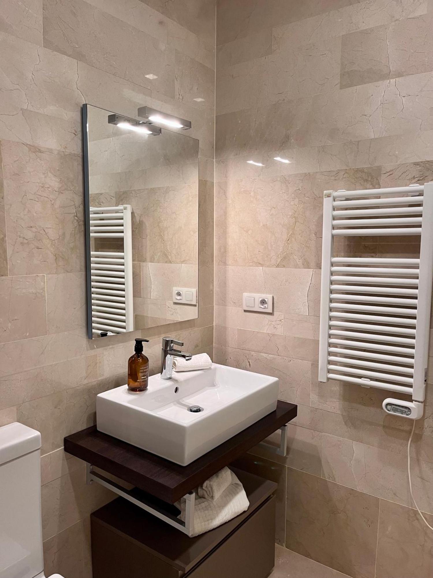 Apartamento Homely Felix Saenz Deluxe Málaga